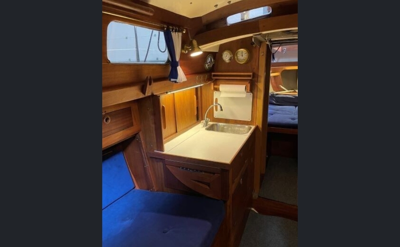 Hallberg-Rassy P-28-kuva-2